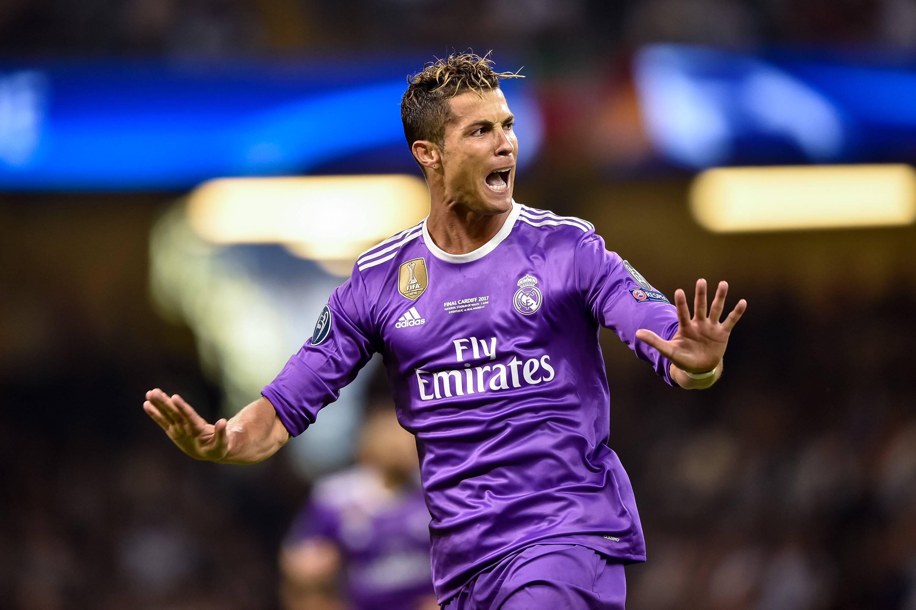 1. Cristiano Ronaldo - 140 golos