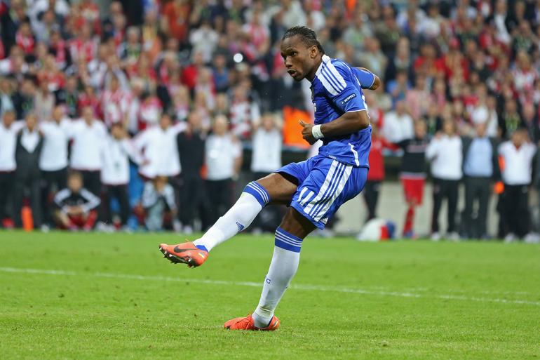 19. Drogba - 44 golos