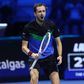 ATP Finals: Medvedev bate Zverev e avança para as meias-finais