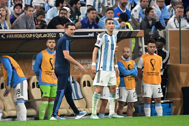 Scaloni não pensa no 'adeus' de Di María: «Desfrutemos agora que cá está»