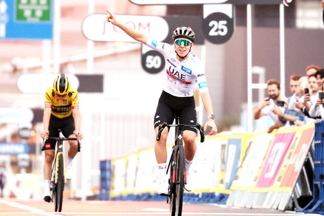 Pogacar prepara temporada de 2024