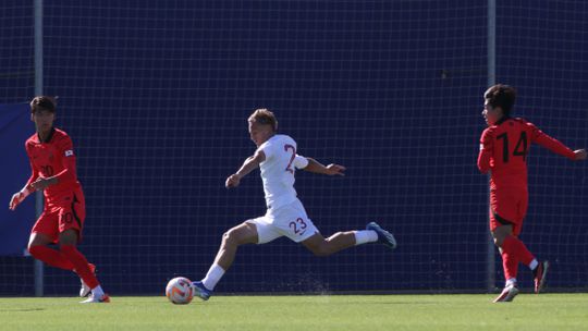 Goleada à Coreia do Sul na estreia no Torneio de Pinatar