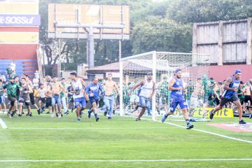 Coritiba e Cruzeiro arriscam castigo muito pesado após confrontos entre adeptos