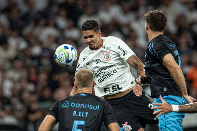 «Lucas Veríssimo não tem valor fixado, temos de negociar com o Benfica»