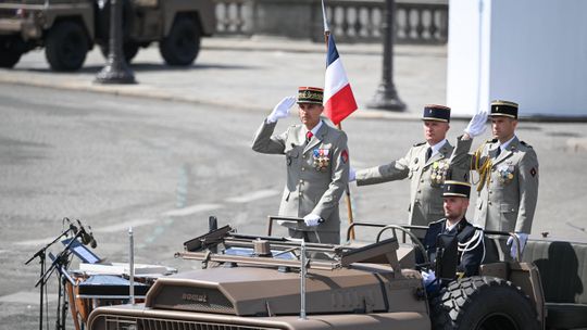 Campo com 5 mil militares vai ser instalado em Paris para os Jogos Olímpicos