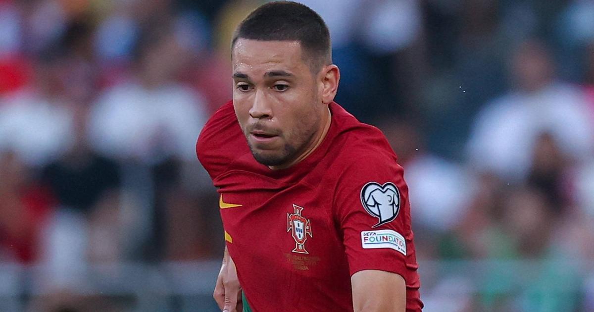 Roberto Martínez confirma: Raphael Guerreiro não joga mais pela seleção ...