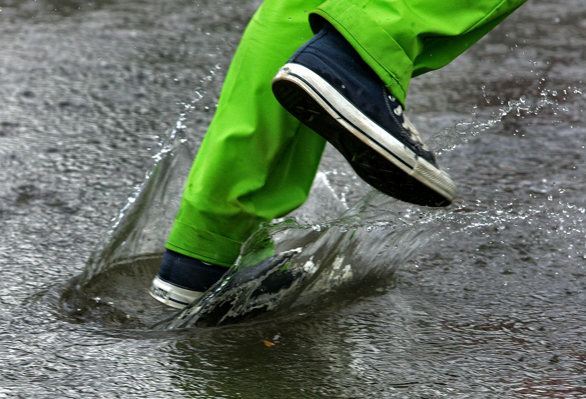 Dias de chuva: dois distritos com aviso laranja