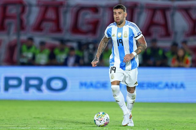 Otamendi confirma adeus à seleção argentina após o Mundial