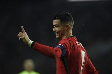 Imparável: Cristiano Ronaldo bate (mais um) recorde na vitória de Portugal