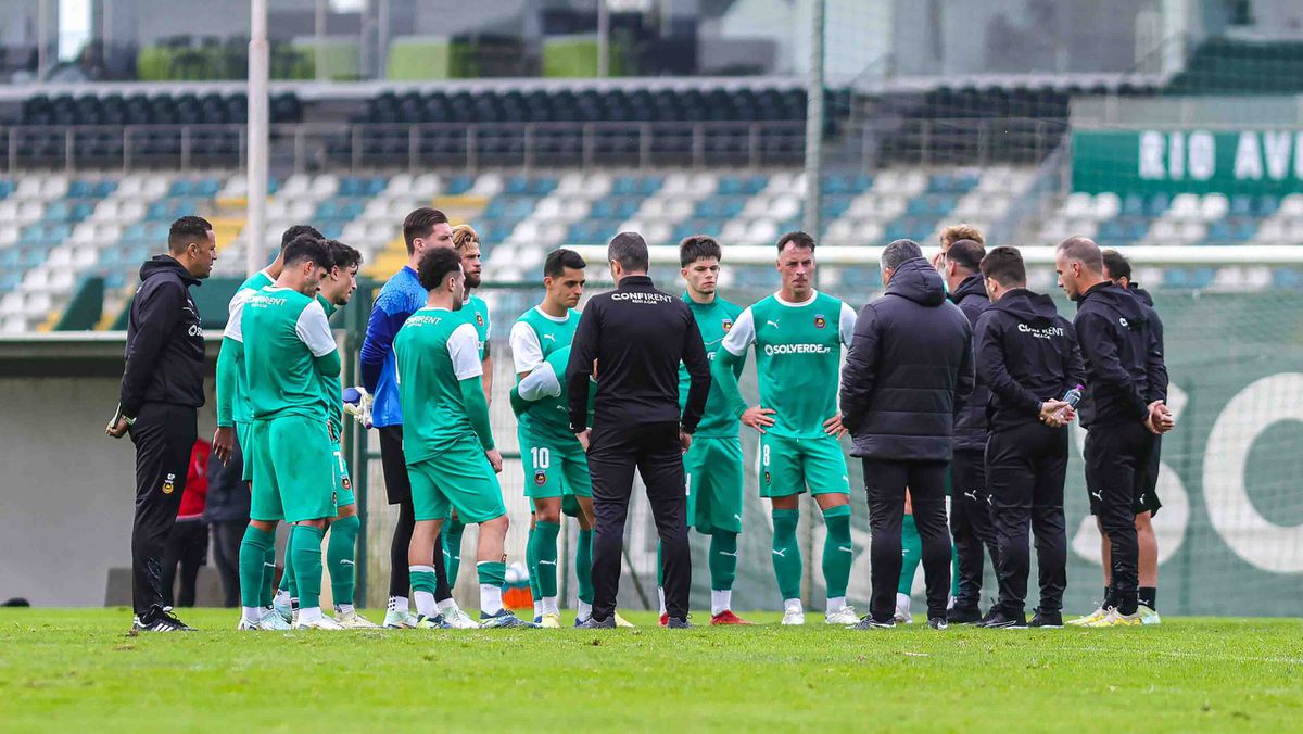 Rio Ave: derrota com o Paços de Ferreira em jogo-treino