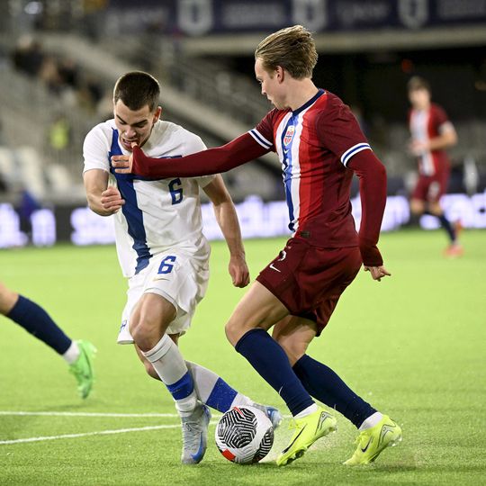 Norueguês do Benfica goleado e mais longe do Europeu de sub-21