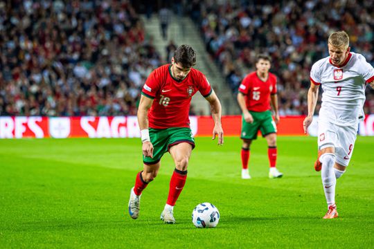 Vídeo: Ronaldo assiste Pedro Neto para o 4-0