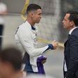 Pedro Proença, aqui a cumprimentar CR7, presidente da FPF - Foto: MIGUEL NUNES