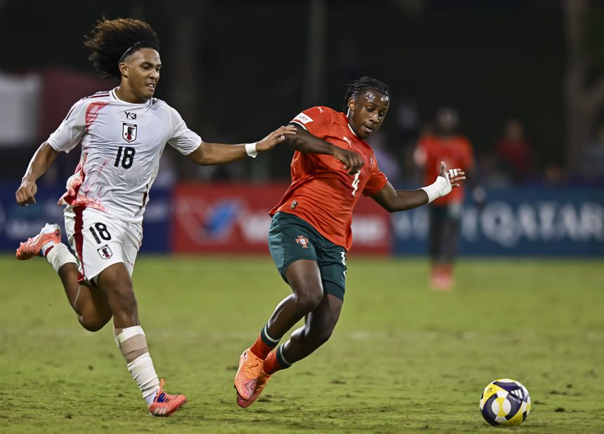 Ricardo Neto em ação frente ao Japão