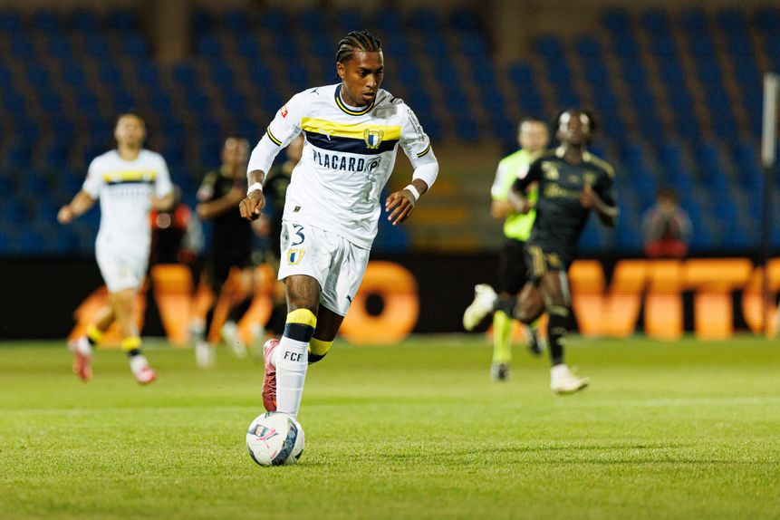 Léo Realpe afirmou-se em Famalicão e é um dos pilares do eixo da retaguarda