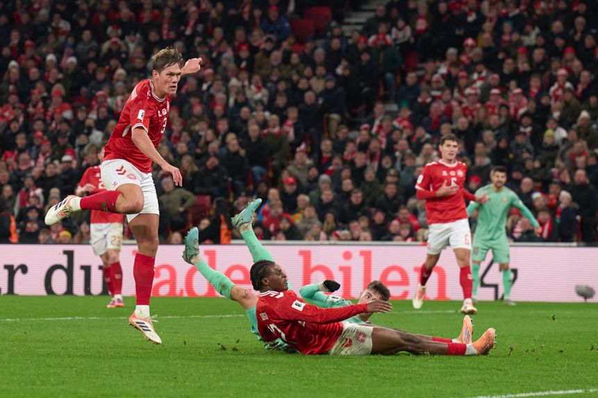 Os bielorrussos 'roubaram' dois pontos à Dinamarca. Tudo em aberto na última jornada