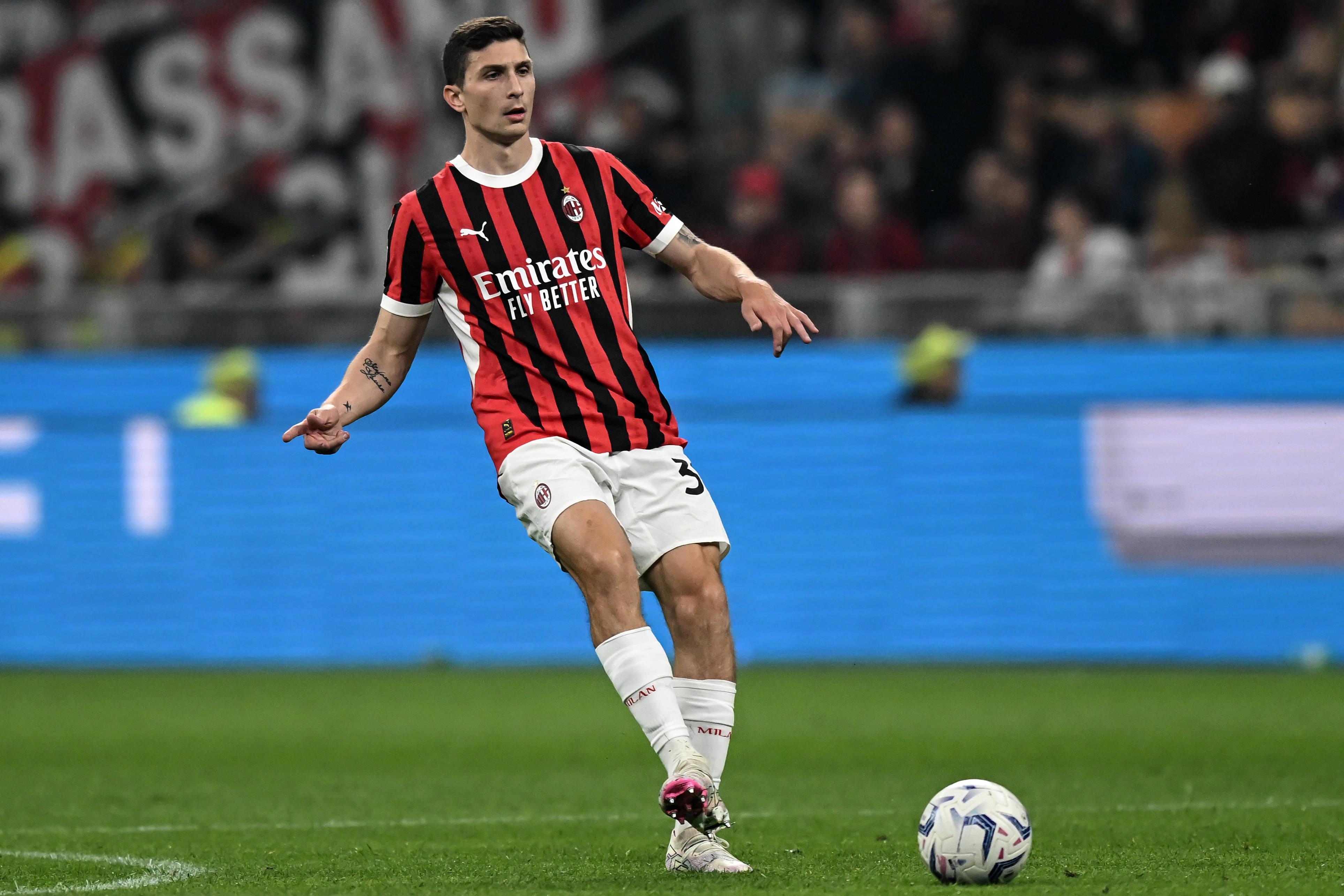 7.º - Mattia Caldara, contratado à Juventus por €37,7 milhões (2018)