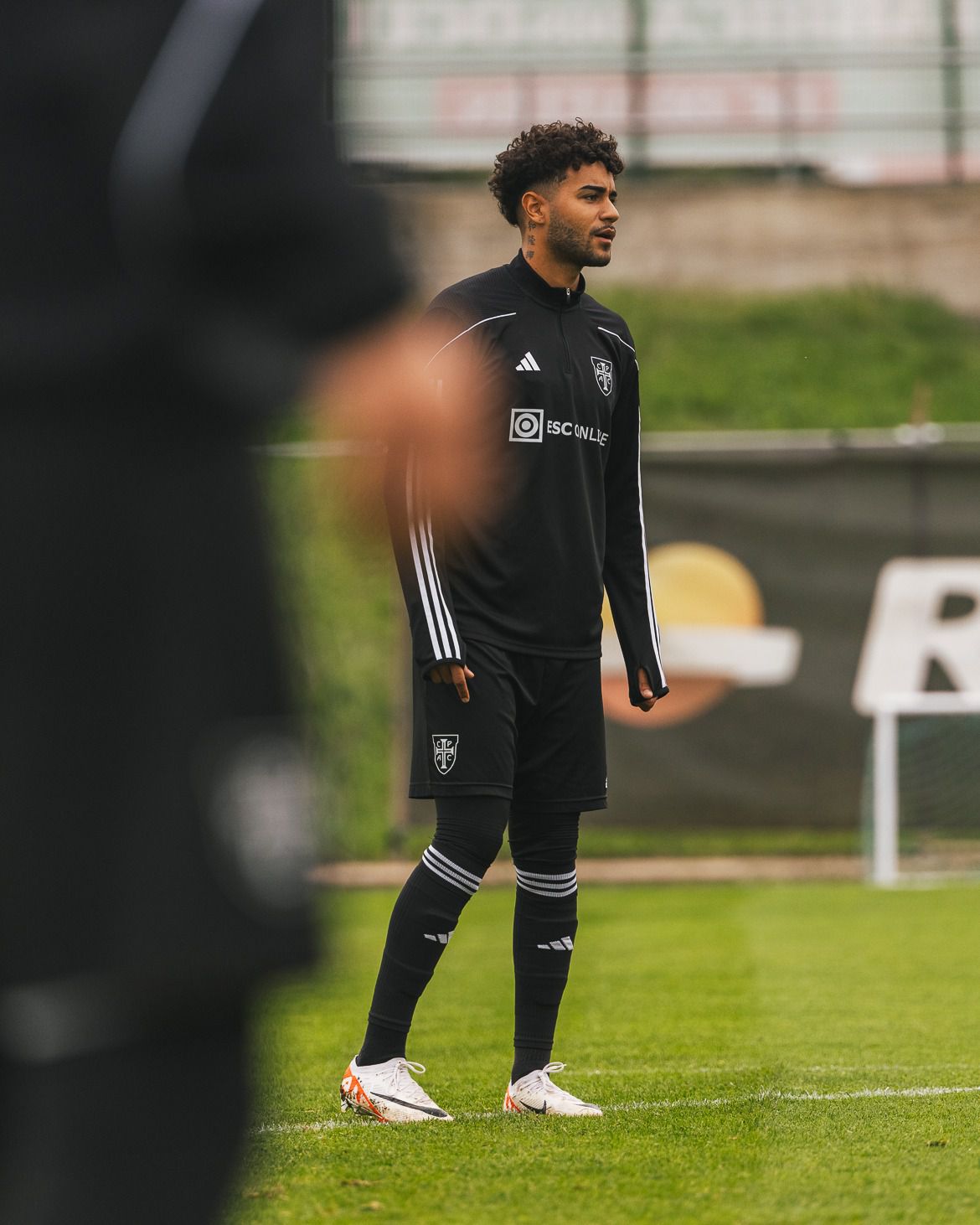 Comentários Casa Pia Rafael Brito foi novidade no treino de sexta