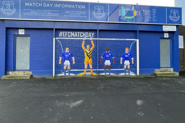 Perdeu amigos em Hillsborough e deixou de odiar o Liverpool, mas continua fanático pelo Everton (ao ponto de ameaçar não voltar)