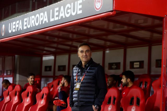 Podence bisa na estreia de Carvalhal no Olympiakos