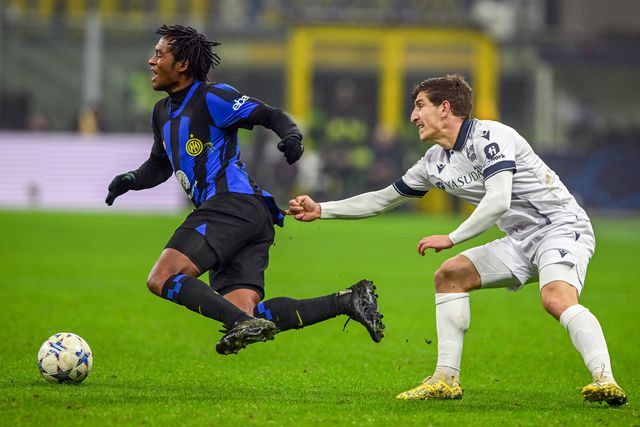 Cuadrado operado e é baixa até abril