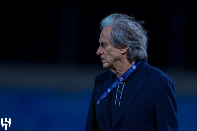 Al Hilal vence o Al Wehda por 2-0