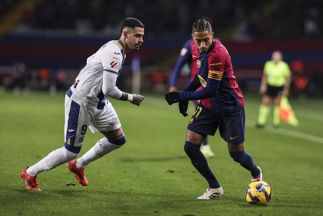 Barcelona perde em casa e já não é líder isolado