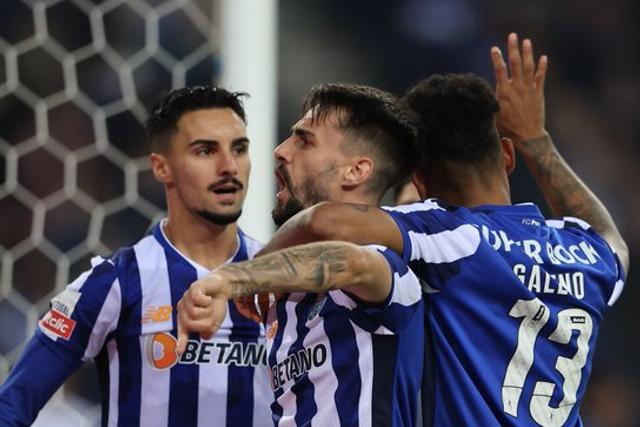FC Porto depois do empate do Benfica: «Dragões, vemo-nos em casa»