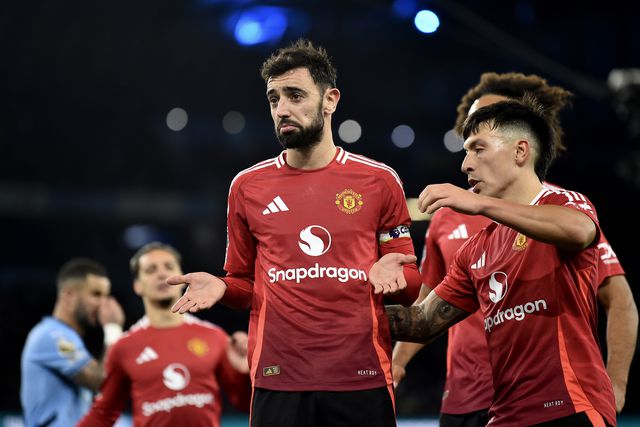 Manchester United vence Man. City com reviravolta épica!