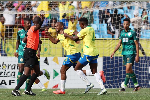 Miguel Cardoso estreia-se com vitória sobre Sá Pinto na Liga dos Campeões africana