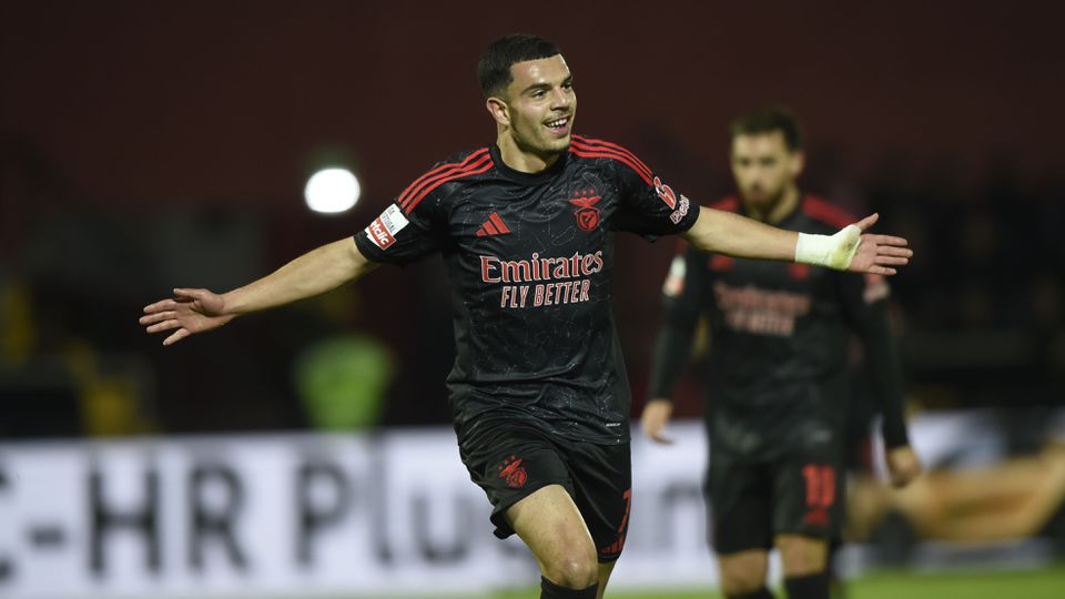 VÍDEO: grande jogada coletiva do Benfica finalizada por Amdouni