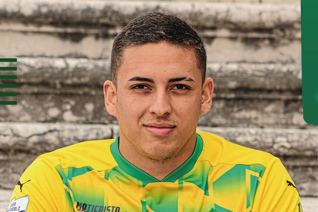 Mercado (oficial): Breno Martins no Mafra