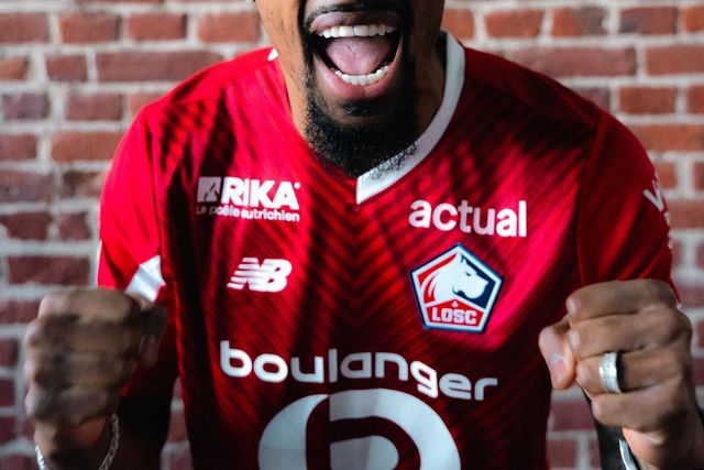 Estava na lista de Mourinho e agora renova pelo Lille