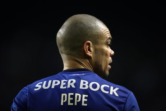 Os «gigantes portugueses», com «o lendário Pepe»: como o Arsenal vê o FC Porto