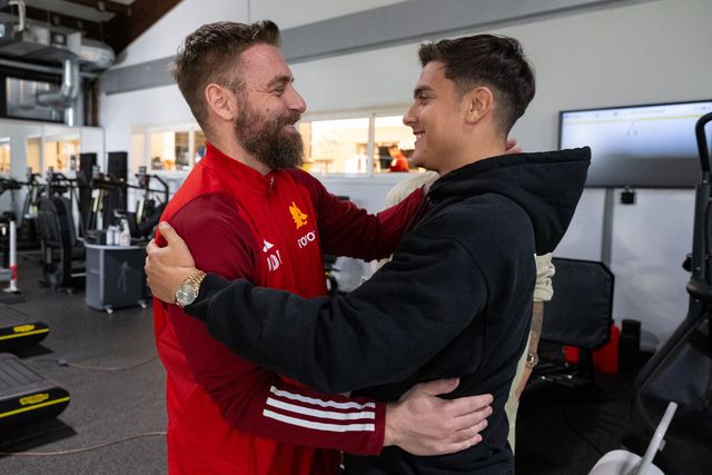 Daniele De Rossi já orientou o primeiro treino como treinador da Roma