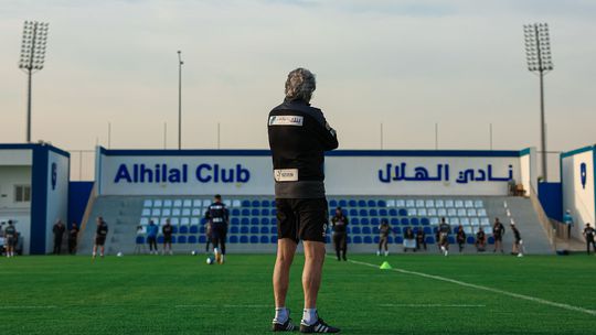 Jorge Jesus de regresso à Arábia Saudita para preparar confronto com Messi