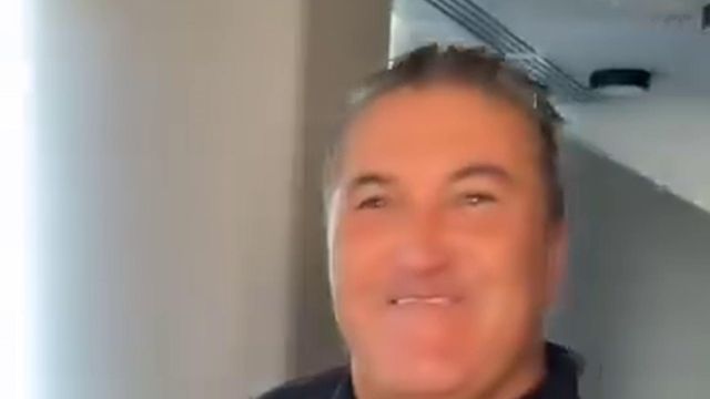 José Peseiro a dançar? Sim, está aqui