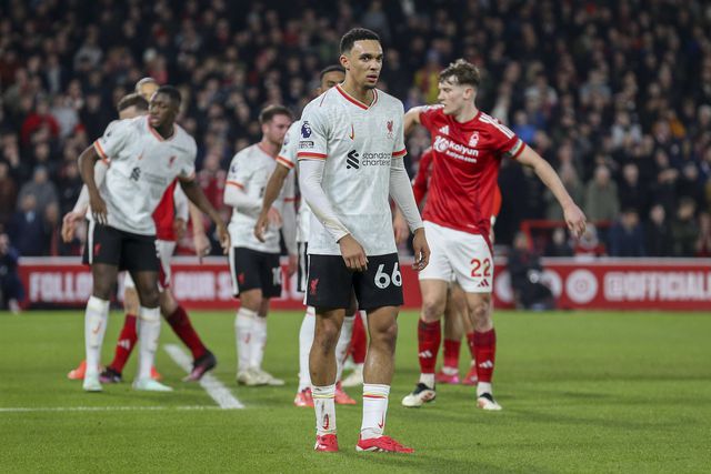 Keane humilha Arnold: «Continua a defender como se não fosse lateral»