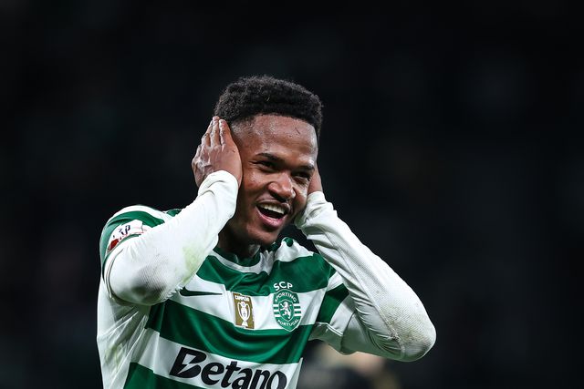 Geny Catamo bisou no regresso ao Sporting (foto: EPA/Rodrigo Antunes)