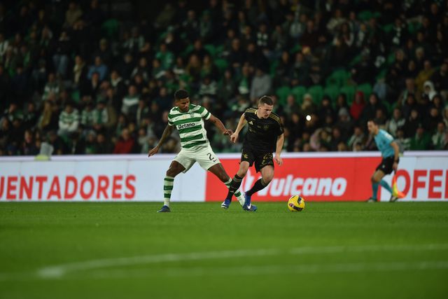 Livolant em antecipação a Matheus Reis - Foto: Miguel Nunes