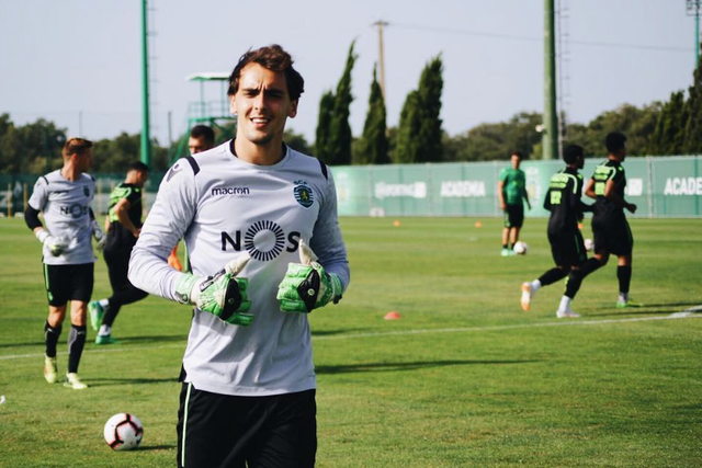 Vladimir Stojkovic, ao serviço do Sporting - Foto: @ vstojkovic1/instagram