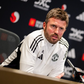 Michael Carrick em conferência de imprensa como treinador do Manchester United - Foto: Man. United