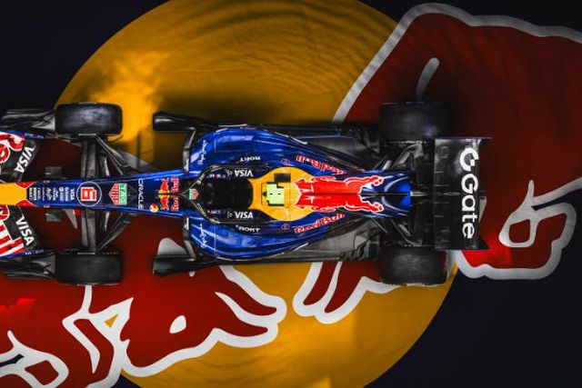 A Red Bull Racing ajustou a paleta de cores para o novíssimo monolugar (RB22)