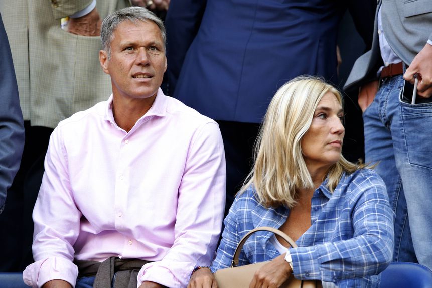Marco van Basten ao lado da sua mulher Liesbeth