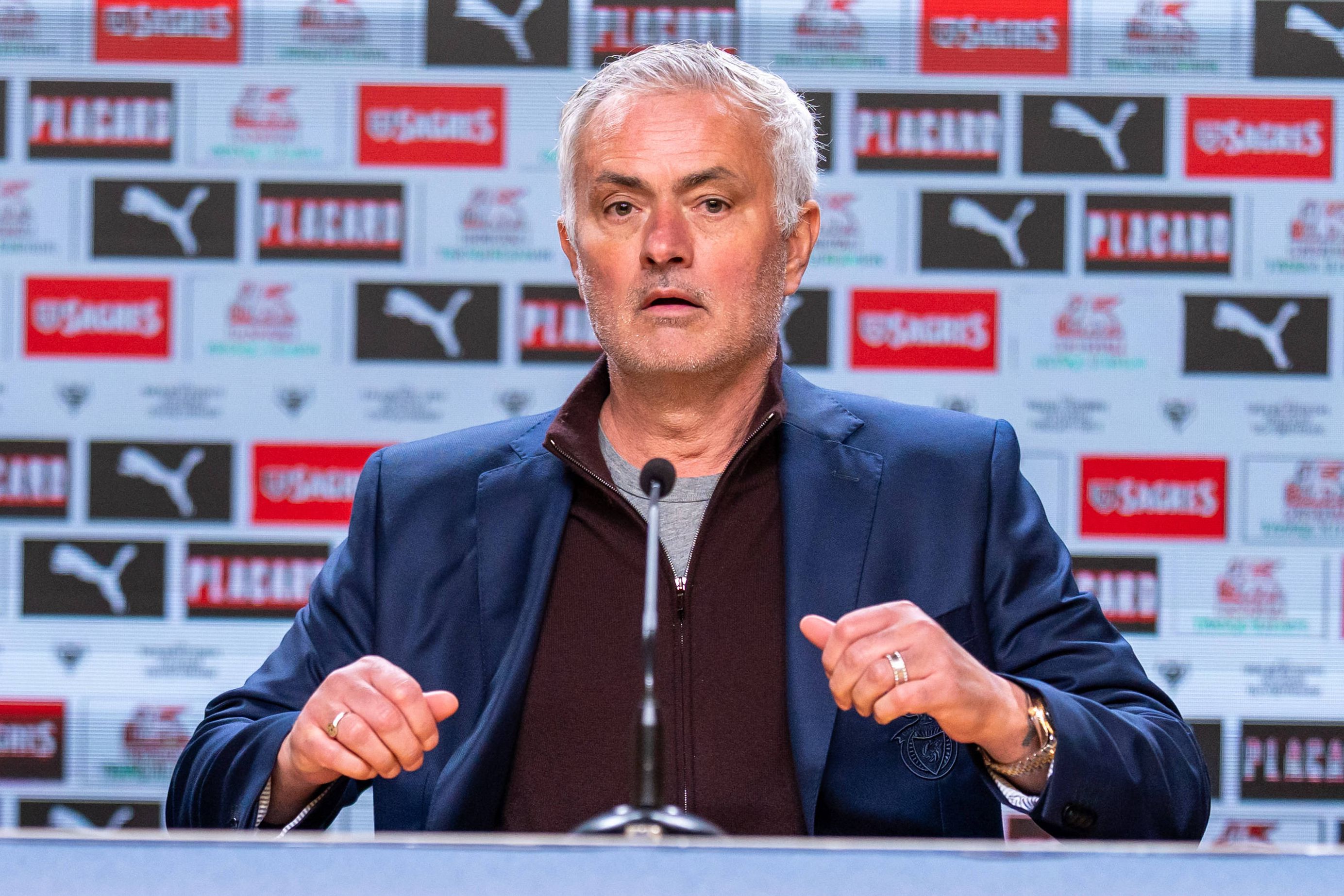 José Mourinho no final do FC Porto-Benfica da Taça de Portugal (foto: IMAGO)