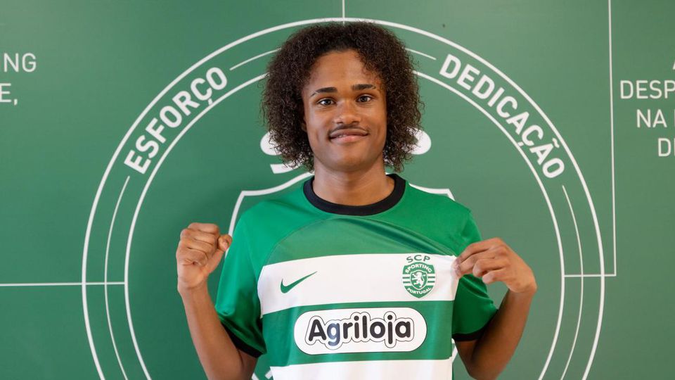 Sporting contrata extremo nos Açores