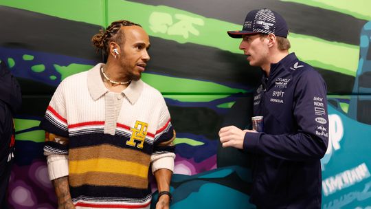 Verstappen sobre anúncio de Hamilton: «É um incómodo para o resto do ano»