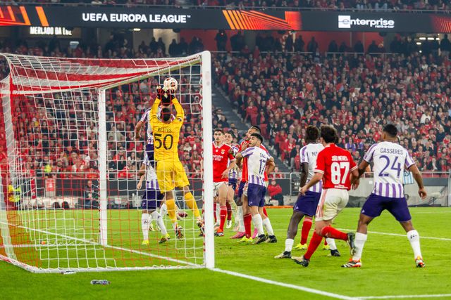 Toulouse faz queixa à UEFA por alegados maus-tratos aos adeptos na Luz