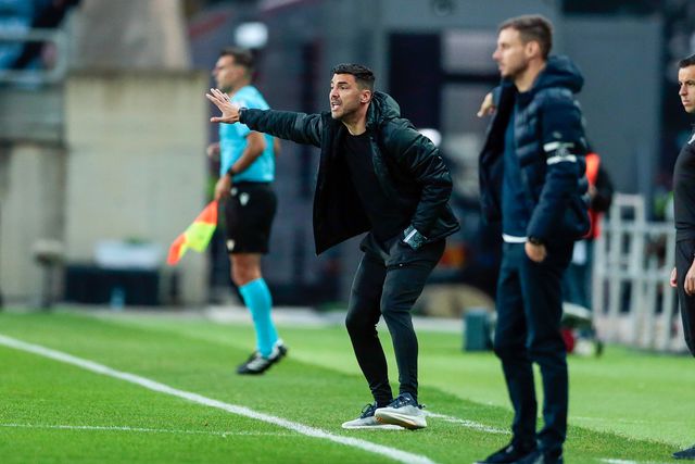 Tozé Marreco critica arbitragem: «Quando mete empurrões já não é futebol!»