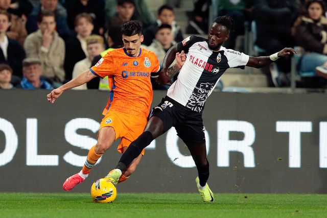 Yusupha no Farense-FC Porto